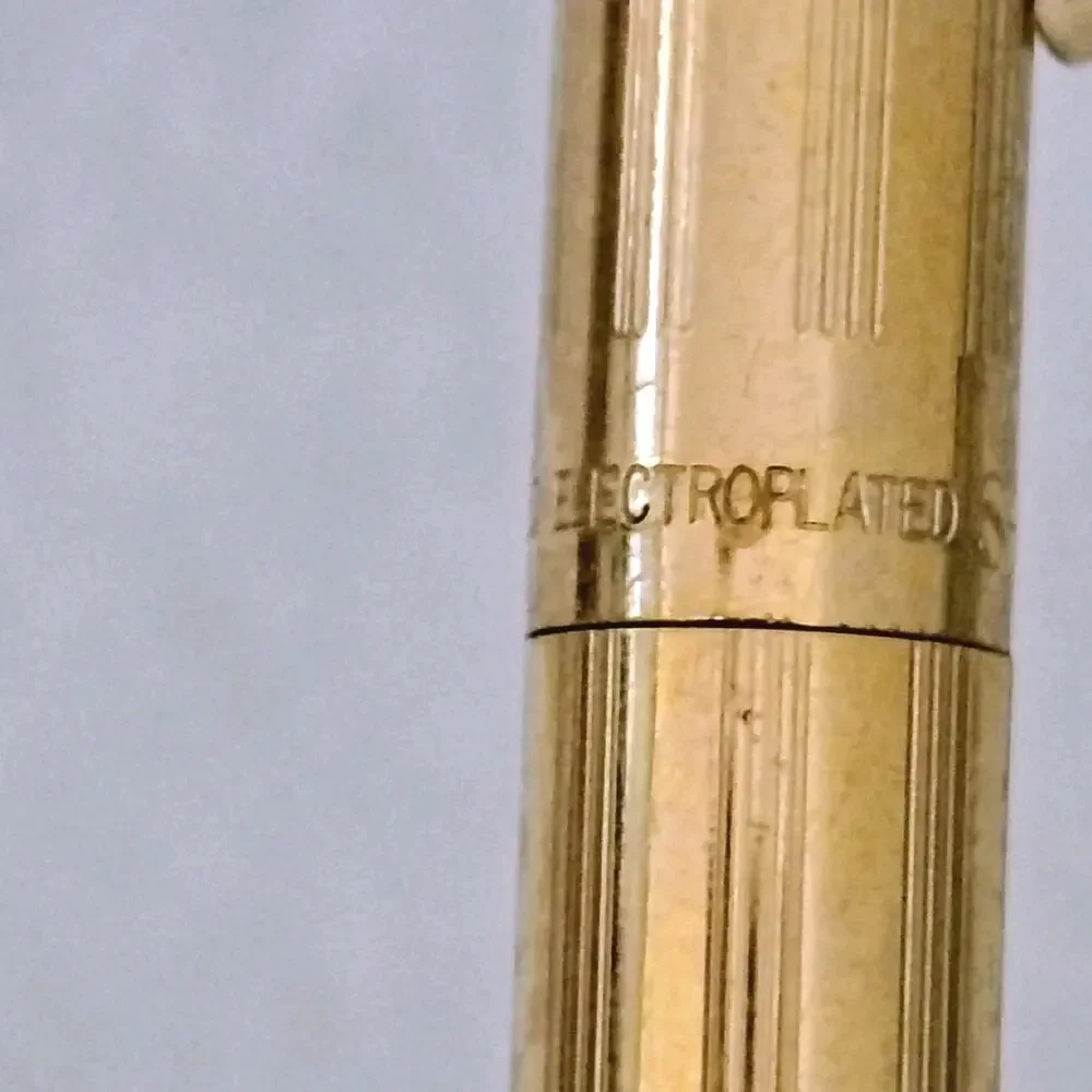 Vintage Sheaffer Gridded Gold Electroplated Ballpoint Twist Pen USA Made Office